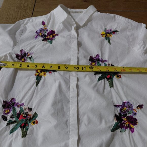 Etro Embroidered Beaded Blouse Floral Cotton Button Up Size 48 Made In Italy - Picture 8 of 12